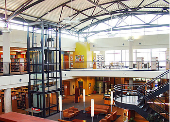 Aurora landmark Aurora Public Library