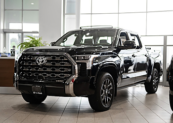 Aurora car dealership Aurora Toyota