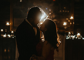 Sherbrooke wedding photographer Authentik Weddings