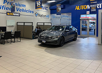Automart Cambridge - Cambridge, ON Concessionnaires de voiture D'occasion - Dealership Interior Image