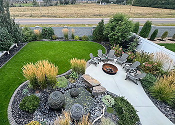 Avara Landscaping - Medicine Hat, AB Landscaping Companies - Outdoor Work Image