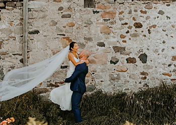 Avery Wassel Photography - Burlington, ON Wedding Photographers - Project Image