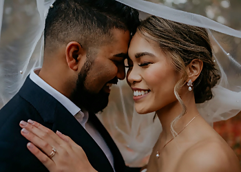 Avery Wassel Photography Avery Wassel Photography - Burlington, ON Wedding Photographers - Service Image