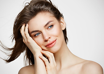 B.A.R.E. Essentials Spa - Windsor, ON Spa Médical - Service Highlights