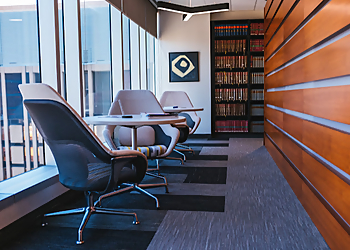 B. Rhiannon Adams - Edmonton, AB Avocats En Propriété Intellectuelle - Law Office Interior Image