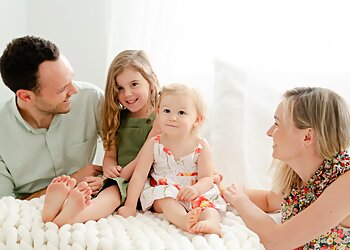 Newmarket babies and family photographer Baby'n Bloom