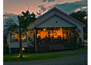 Cape Breton seafood restaurant Baddeck Lobster Suppers