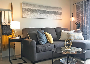 Bailey Nicole Interiors + Design - Medicine Hat, AB Designers et Décorateurs D'intérieur - Living Room Image