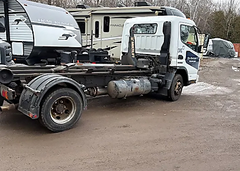 Bam Quick Bins Cambridge - Cambridge, ON Collecte des ordures - Service Image