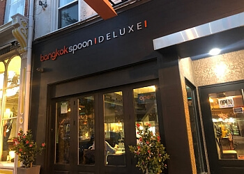 Hamilton thai restaurant Bangkok Spoon Deluxe