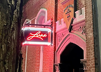 Bar Luna - Nanaimo, BC Mexican Restaurants - Restaurant Exterior Image