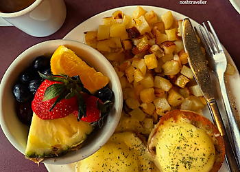 Edmonton breakfast restaurant Barb & Ernie's Restaurant 
