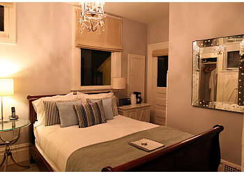 Vancouver bed and breakfast Barclay House