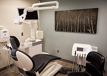 Bay Dental Group - Sault Ste Marie, ON Cosmetic Dentists - Treatment Room Image