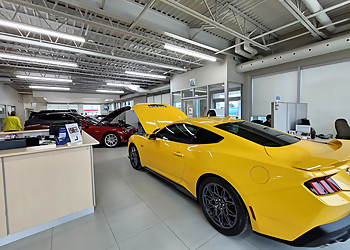 Bayfield Ford - Barrie, ON Concessionnaires d'automobile - Business Interior Image