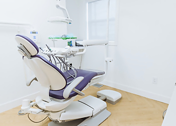 Bayside Dental Clinic - Saint John, NB Dentistes Enfants - Treatment Room Image
