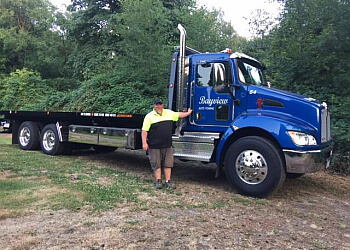 Surrey towing service Bayview Towing