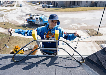London gutter cleaner Bear Property Cleaning