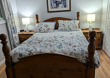 Orillia bed and breakfast Bear and Butterfly Bed and Breakfast
