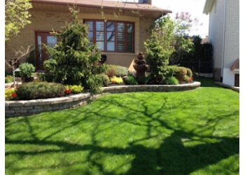 Laval landscaping company Beau-Site Paysagiste Inc.