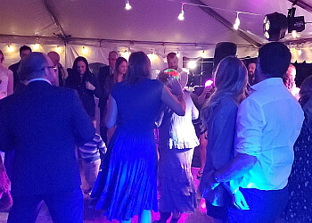 Oshawa Djs Best Music Services