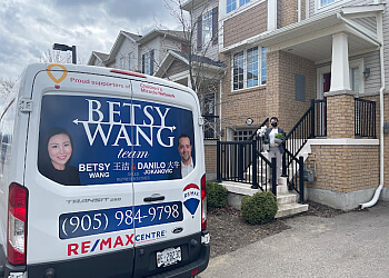 Burlington real estate agent Betsy Wang Team - REMAX ESCARPMENT REALTY INC.