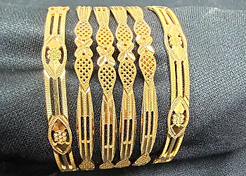 Bharat Jewellers Surrey - Surrey, BC Jewellery - Bangle Display Image