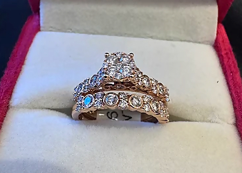 Bharat Jewellers Surrey - Surrey, BC Jewellery - Ring Display Image