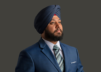 Bhavan Jaggi - SPS LAW GROUP Bhavan Jaggi - Regina, SK Immigration Lawyers - Lawyer Portrait Image