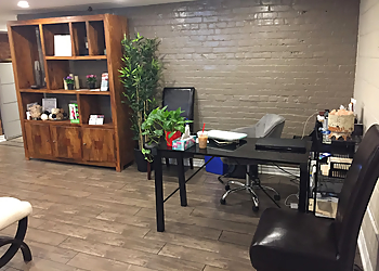 Hamilton manual osteopath Bianca D'Alessandro B.Sc(KIN), M.OMSC - URBAN HEALING STUDIO