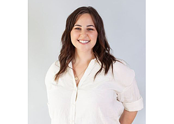 Hamilton Ostéopathes Bianca D'Alessandro ​B.Sc(KIN), M.OMSC - URBAN HEALING STUDIO 