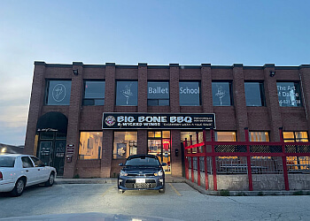 Markham bbq restaurant Big Bone BBQ & Wicked Wings