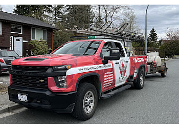 Maple Ridge window cleaner Big Moose Power Washing image 1