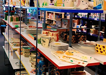 Biggle Souvenirs & Gift Shop - Edmonton, AB Gift Shops - Business Interior Image