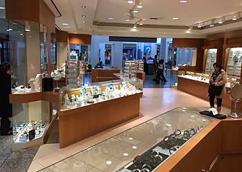 Bijouterie Lavigueur Longueuil - Longueuil, QC Bijouteries - Shop Interior Image
