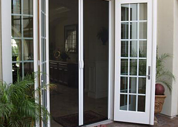 Saint John Fabricants de Fenêtres et portes Bill's Siding & Windows Ltd.