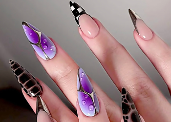 Sherwood Park nail salon Binh's Nails Baseline Sherwood Park
