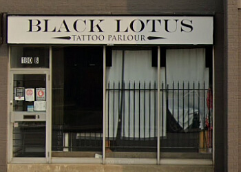 Windsor Salons de tatouage Black Lotus Tattoo