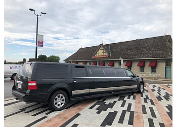 Newmarket limo service Black Tie Executive Limo