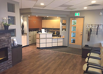 Blaine Mackie, PT., B.Sc.(Bio), B.Sc.P.T., Dip.Manip.PT., FCAMPT., C.F.T.II - MACKIE PHYSIOTHERAPY - Saskatoon, SK Physical Therapists - Reception Area Image