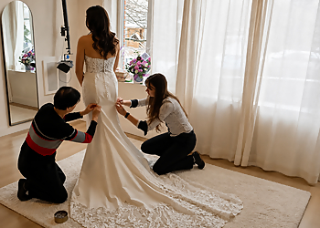 Toronto bridal shop Blu Ivory