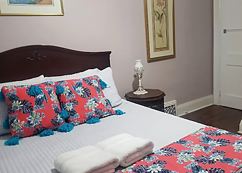 Huntsville bed and breakfast Blue Spruce Bed and Breakfast Muskoka