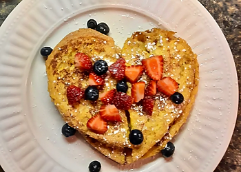 Huntsville bed and breakfast Blue Spruce Bed and Breakfast Muskoka