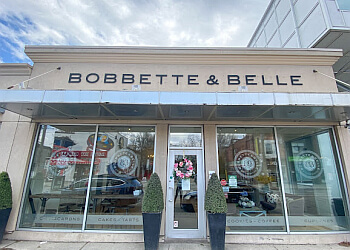 Toronto cake Bobbette & Belle