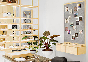Montreal Opticiens BonLook Place Montréal Trust