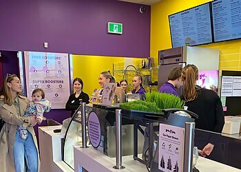 Sarnia juice bar Booster Juice Sarnia