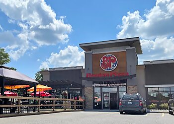 Norfolk pizza place Boston Pizza