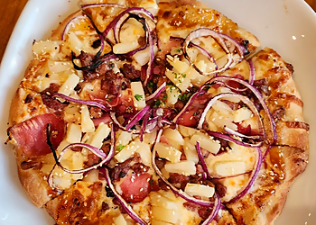 Kelowna pizza place Boston Pizza Kelowna