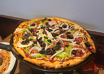 Winnipeg pizza place Boston Pizza Winnipeg