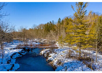 Vaughan hiking trail Boyd Conservation Park